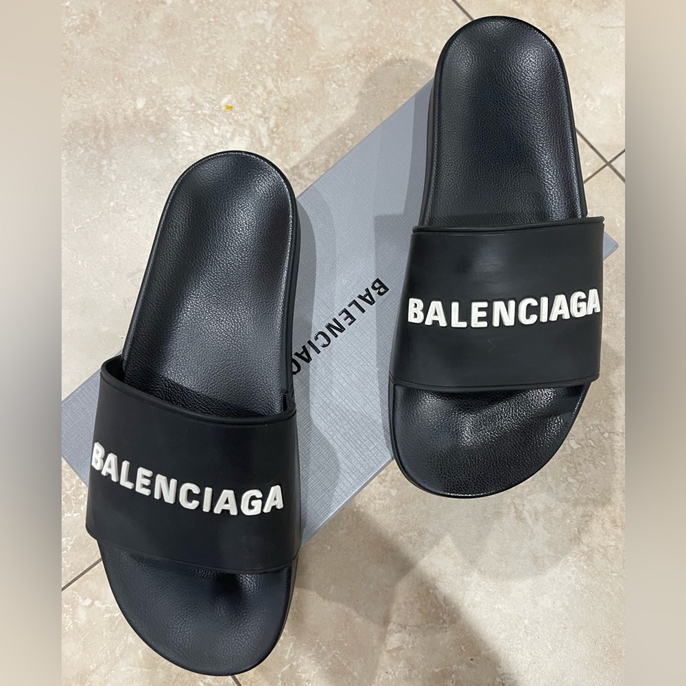 Balenciaga- Logo Slide Sandal